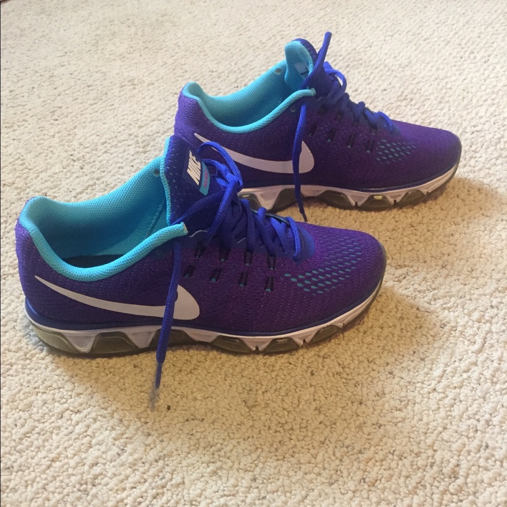 Women’s Nike Tailwind 8.5